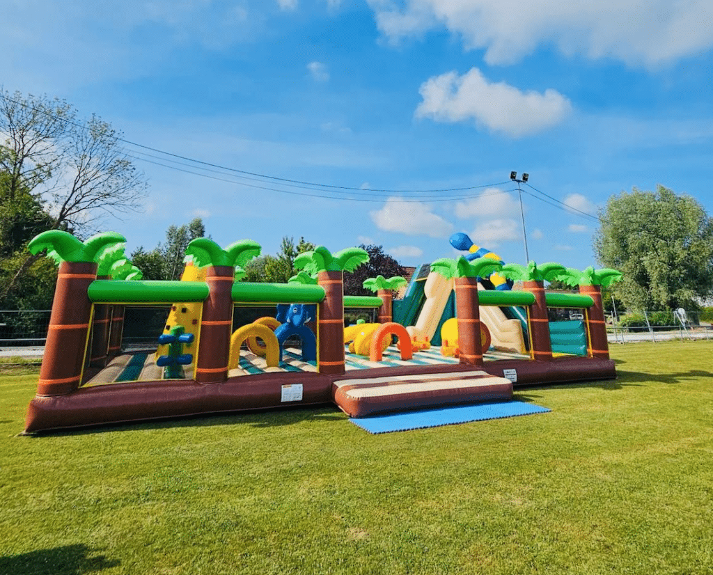 Chateaux gonflables 1 Location aire de jeu Nord